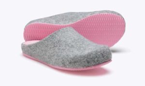 La compañía Suecos lanza una colección de zapatillas de andar por casa - Diario de Emprendedores