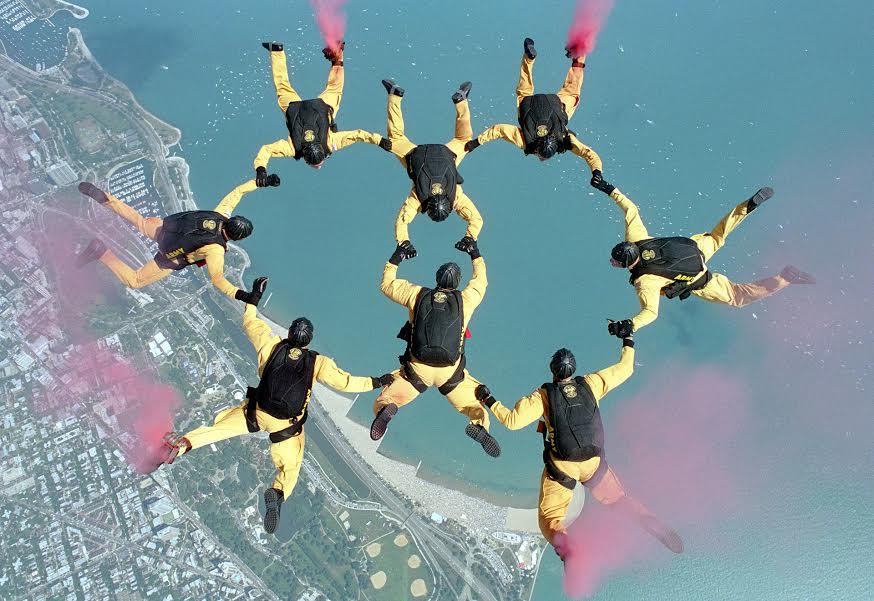 ¿Quieres mejorar el ambiente de trabajo de tu empresa? Recurre al Team Building ¿Tienes una empresa y quieres mejorar el ambiente de trabajo? Apuesta por el Team Building
