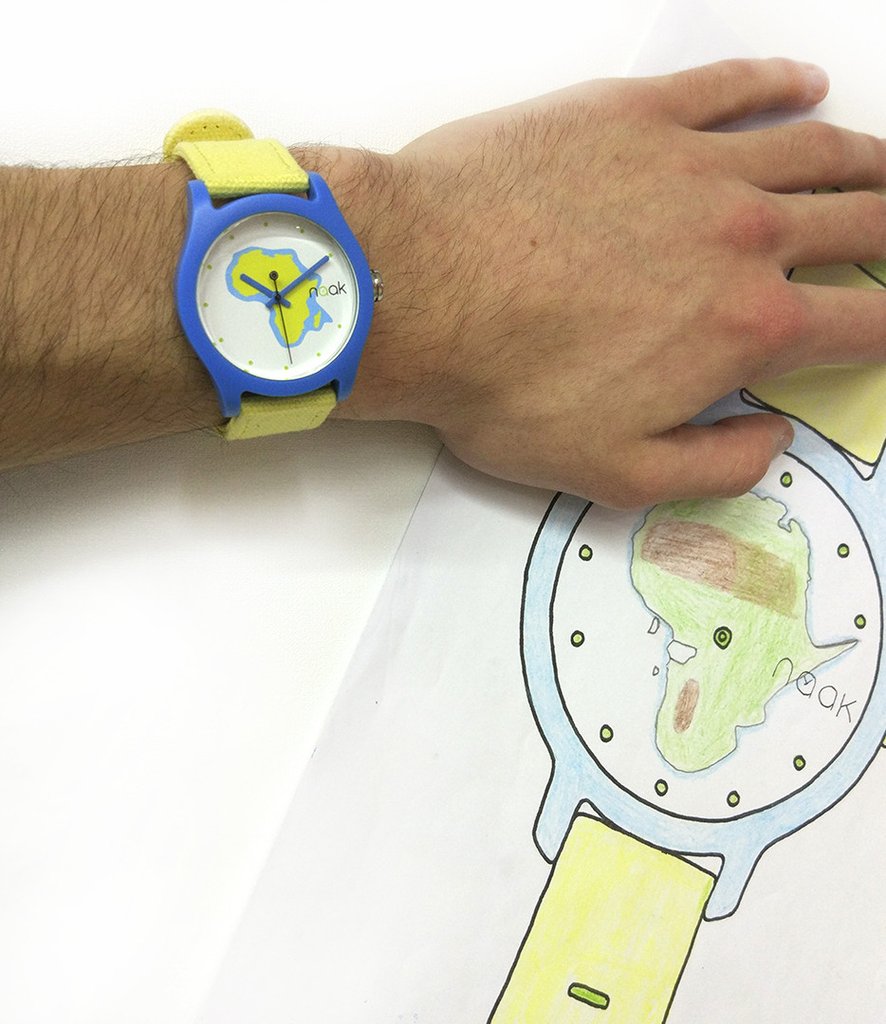 ¿Quieres emprender con un proyecto solidario? Inspírate en BINEBOMBO, un reloj diseñado por niños de Guinea