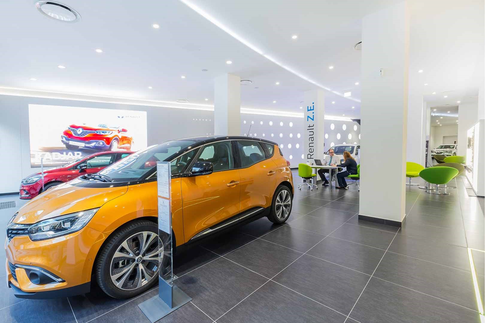 ¿Tienes un negocio centrado en la venta de coches? Fíjate en Renault ¿Tienes un negocio centrado en la venta de coches? Fíjate en Renault
