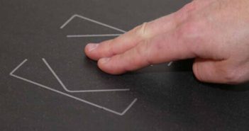 Touch Surface, un dispositivo táctil que permite controlar luces, persianas y música Touch Surface, un dispositivo táctil que permite controlar luces, persianas y música