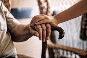 La startup Neki lanza Nock Senior, unos dispositivos para ayudar a las personas con Alzhéimer - Diario de Emprendedores