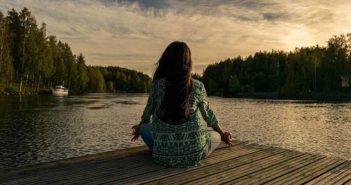 Cómo desconectar aprovechando los beneficios de la meditación guiada - Diario de Emprendedores