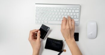 El 75% de los españoles realiza compras con su teléfono móvil